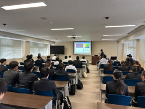 【建設システム工学科】5年生の卒業研究・卒業設計中間発表会が実施されました。（2024）