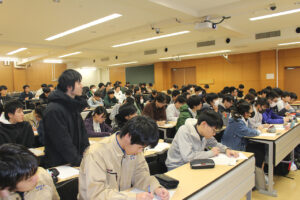 【電子制御工学科】JEITA半導体部会による出前授業を開催しました。