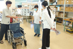 令和6年度医療・福祉に関するロボットの研究見学会が行われました。