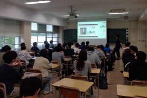 スタートアップ人材育成事業として起業家による講演を実施しました。