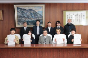 令和6年度 卓越した学生に対する授業料免除者の表彰を行いました。